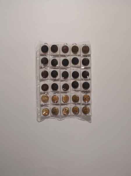 Buttons (1084) picture 4