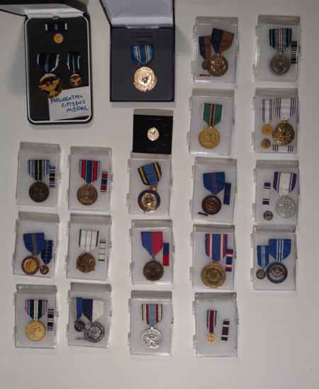 Civilian Medals (1057) picture 3