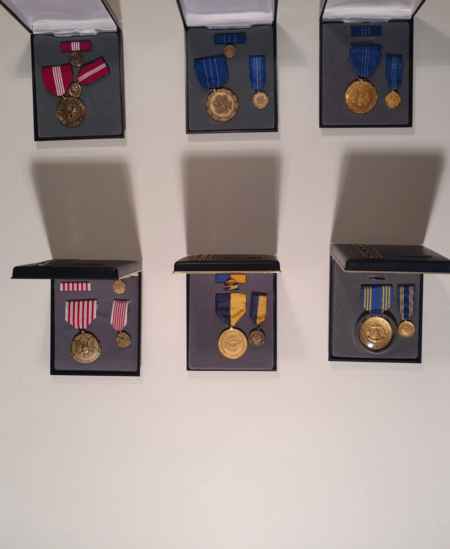 Civilian Medals (1057) picture 4