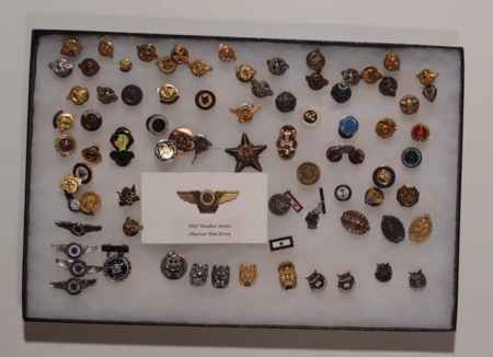 Lapel Pins (1083) picture 2
