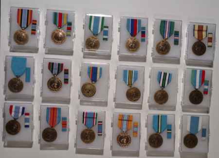 United Nations and NATO Medals (1042) picture 7